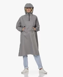 Maium Waterdichte Poncho - Steeple Gray -Kleding Series Winkel 230315 efc3e22c a44e 4b5a 8772 5b1cbb466228 scaled