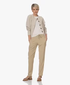 Resort Finest Katoen-Cashmere R-Hals T-Shirt - Ecru -Kleding Series Winkel 230322 73c8c899 52d1 426f 9714 594c1f6dfb5b scaled