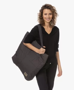 Japantky &Gold Bagy Xl Doorgestikte Puffer Shopper - Diepzwart -Kleding Series Winkel 230329 deb8ee55 4671 48e9 9681 9c7f2c2b3fcb scaled