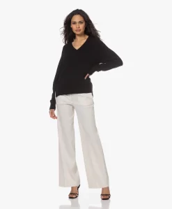 Woman By Earn Anna Modalmix Gebreide V-Hals Trui - Zwart -Kleding Series Winkel 230330 350f17c2 d1b6 4b4a b915 9b6916bf15fe scaled