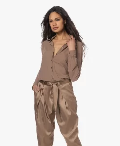 Japantky Miya Loose-Fit Travel Jersey Blouse - Nougat -Kleding Series Winkel 230330 600ee45c 536f 4950 85cf 9c5e2a2d614d scaled