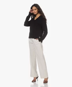 Woman By Earn Anna Modalmix Gebreide V-Hals Trui - Zwart -Kleding Series Winkel 230330 e712cbd2 a6a5 4652 81df 50d6ddfc2593 scaled