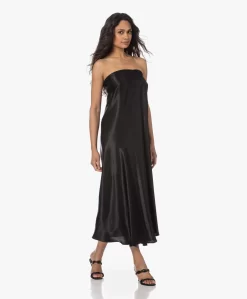 Viveh Mica Satijnen Maxi Wikkelrok - Zwart 24 Viveh Mica Satijnen Maxi Wikkelrok - Zwart -Kleding Series Winkel 230407 32dcf321 d63d 4541 893c d9beda626061 scaled