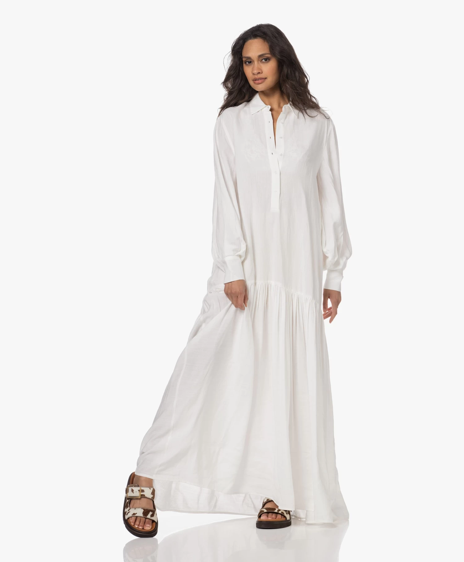 Viveh Selenite Viscose-Linnen Maxi Jurk - Coconut Milk 3 Viveh Selenite Viscose-Linnen Maxi Jurk - Coconut Milk - Afbeelding 3