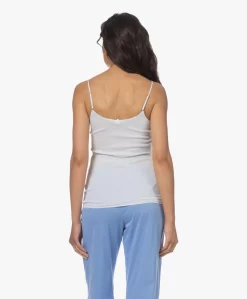 Hanro Cotton Seamless V-Hals Spaghetti Top - Cool Blue 16 Hanro Cotton Seamless V-Hals Spaghetti Top - Cool Blue -Kleding Series Winkel 230417 5a0ac52f bf5e 4148 80a7 cced6a8a9c37 scaled