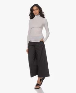 By Malene Birger Luisa Poplin Culotte - Zwart -Kleding Series Winkel 230418 82cdf781 43c2 4121 8381 f295e88e1250 scaled