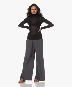 American Vintage Massachussets Jersey Colshirt - Zwart 22 American Vintage Massachussets Jersey Colshirt - Zwart -Kleding Series Winkel 230418 acb9b496 e972 4bec 82a6 81e36969f195 scaled