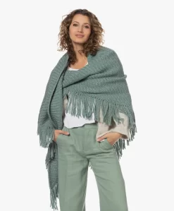 Manos Del Uruguay Merino Wolmix Poncho - Jade Groen -Kleding Series Winkel 230420 06675bc5 f9a1 4267 bf62 d4678bad31a6 scaled