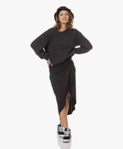 Iro Veneto Fringe Bucket Hat - Zwart -Kleding Series Winkel 230420 eb08cc21 3893 464c 8770 4f637b10cf96 scaled