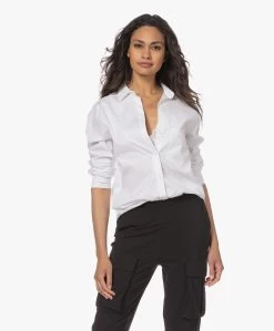 Woman By Earn Froukje Katoenmix Stretch Poplin Overhemdblouse - Wit -Kleding Series Winkel 230424 b8f0fbee c119 492b afd3 08fe264dbeb9