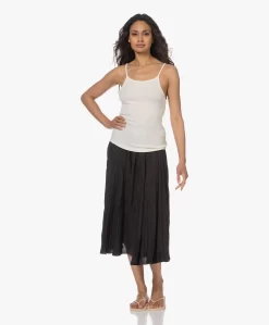 Joseph Sully Habotai Zijden Crinkle Midi Rok - Zwart -Kleding Series Winkel 230424 c6959b4a 319c 44ba 8335 21d24e1c479f scaled