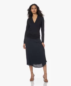 Lasalle Viscose Crêpe A-Lijn Midi Rok - Navy -Kleding Series Winkel 230425 677c9578 c32d 4aee 9da2 cc042c05a874 scaled