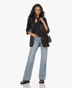 Zadig & Voltaire Evy Eco Denim Straight Jeans - Lichtblauw -Kleding Series Winkel 230501 7cecbfe4 202a 49ea 85c5 06c1ffd4294a 1 scaled