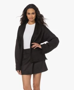 Pomandère Damast Jacquard Kimonojasje - Zwart -Kleding Series Winkel 230501 b45d858e 1315 4931 98e6 85d39fecf92e