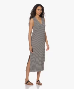 Rag & Bone Michal Gestreepte Jersey Maxi Jurk - Navy/Off-White -Kleding Series Winkel 230504 68b6175e d203 4350 adf5 9180a57e3e4e scaled