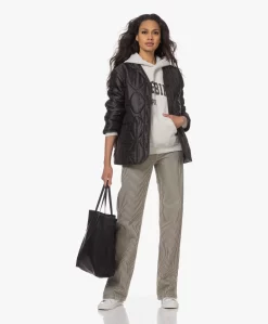 Anine Bing Andy Doorgestikt Jack - Zwart -Kleding Series Winkel 230504 8c0d5011 fffb 4408 9771 3a800036538f scaled