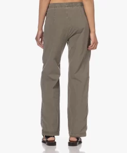 James Perse Supima Stretch Poplin Parachute Broek - Ammo Pigment -Kleding Series Winkel 230504 9aa9c59a 9991 48cb b86c 71bce395f57c scaled