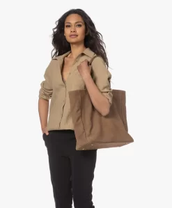 By-Bar Grote Suède Leren Shopper - Dry Khaki -Kleding Series Winkel 230504 ac062749 129b 4281 a2d2 8a1b5fe41261 scaled