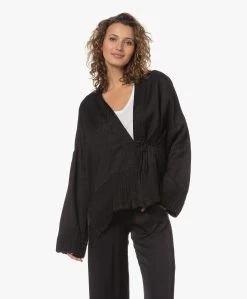 Pomandère Damast Jacquard Kimonojasje - Zwart -Kleding Series Winkel 230508 a2243aaa c243 4197 9c9e 0e88f07f3e82