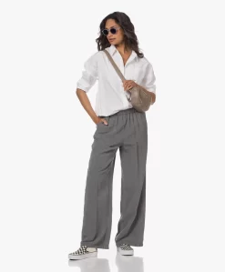 Vans Classic Slip-On Platform Sneakers - Checkerboard -Kleding Series Winkel 230516 a22e9d84 3d1c 4351 91fb 716761fdc047 scaled