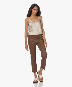 Resort Finest Satijnen Camisole Top - Champagne -Kleding Series Winkel 230516 e714c009 6734 44b6 8654 588d5d271615 scaled