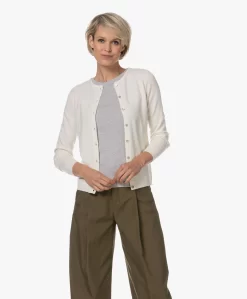 Resort Finest Lucca Cashmere Basic Vest - Ecru -Kleding Series Winkel 230523 2377b52a 2da0 4dfa 888c 1c4548c465b2 scaled