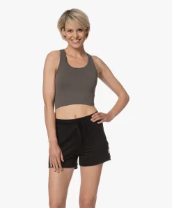 Gai+Lisva Lifa Cropped Yoga Top - Beluga 20 Gai+Lisva Lifa Cropped Yoga Top - Beluga -Kleding Series Winkel 230523 e53f226a ea75 4d55 99ce 3e8593bd8766 scaled