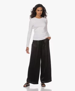 Filippa K Cotton Stretch Longsleeve - Wit -Kleding Series Winkel 230525 095db1ad eea7 49b1 8437 bc7258ddd7b1 scaled