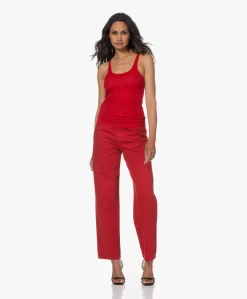 Róhe Relaxed-Fit Straight Jeans - Raspberry Red 14 Róhe Relaxed-Fit Straight Jeans - Raspberry Red -Kleding Series Winkel 230530 7250e8f4 c549 4976 8a18 9f85bd6ded20 scaled