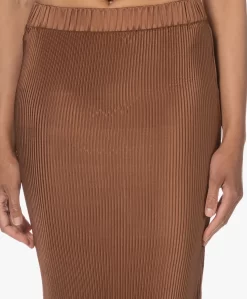 By Malene Birger Velmas Plissé Midi Rok - Dark Tan 22 By Malene Birger Velmas Plissé Midi Rok - Dark Tan -Kleding Series Winkel 230530 e5d369d9 7efa 4eda 8fa2 43edc0b8ee73 scaled