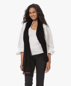 Zadig & Voltaire Nuage Cashmere Sjaal - Zwart -Kleding Series Winkel 230531 ad08b101 8ccd 4dc2 9854 4179176fcd04 scaled