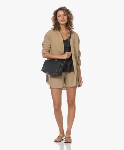 Atp Atelier Astrid Gestructureerde Leren Teenslippers - Licht Beige -Kleding Series Winkel 230601 4d7ee1e3 b302 4080 8f9e ad56418ff0b1 scaled