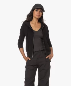 Varsity Headwear Oilskin Pet - Zwart -Kleding Series Winkel 230606 9a42d812 ca7c 4592 9970 996f57a71f95 scaled