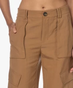 Vince Fluid Cargo Broek - Nile -Kleding Series Winkel 230608 0cdb08bc 414c 4ed4 8933 b1f9056e3145 scaled