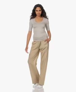 Gai+Lisva Thilde Poplin Pull-On Broek - Chinchilla -Kleding Series Winkel 230608 bc33a606 333d 4ed8 bf5d 5ca4e0134379 scaled