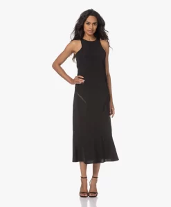 Róhe Mouwloze Razor Hals Jurk - Zwart 22 Róhe Mouwloze Razor Hals Jurk - Zwart -Kleding Series Winkel 230613 1d712b3f b926 4083 a371 298295cae39c scaled