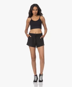 Deblon Sports Kate Bee Jersey Short - Zwart -Kleding Series Winkel 230613 2b8d45ea 8ae3 4a87 9b6c 266d543d038e scaled