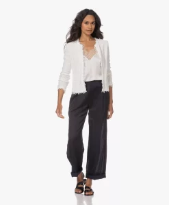 Iro Shavani Bouclé Jasje - Off-White -Kleding Series Winkel 230613 417a0738 37d2 431a bd35 91b0f0fdbcee scaled