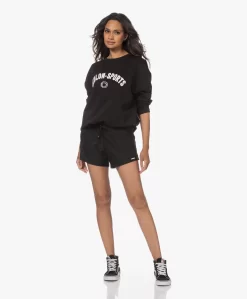 Deblon Sports Gigi Oversized Logo Sweatshirt - Zwart -Kleding Series Winkel 230613 625f5d56 36aa 44de bc94 b51ce807f85b scaled