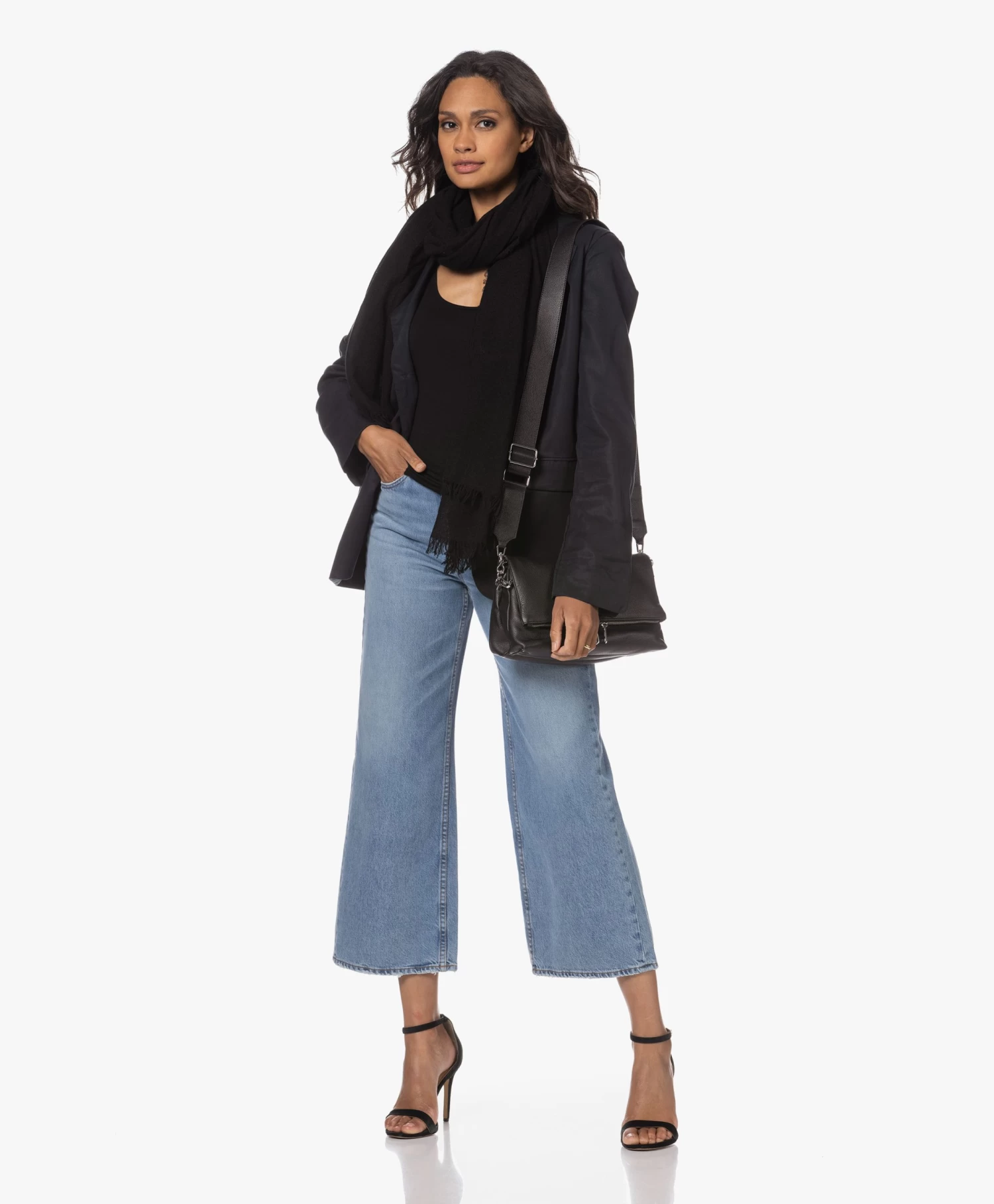 Majestic Filatures Soft Touch Spaghettitop - Zwart 2 Majestic Filatures Soft Touch Spaghettitop - Zwart - Afbeelding 2