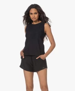 Deblon Sports Liz Bee Jersey Top - Zwart -Kleding Series Winkel 230613 ae583248 b7e9 48b2 9fbe 379f511dfd6a scaled