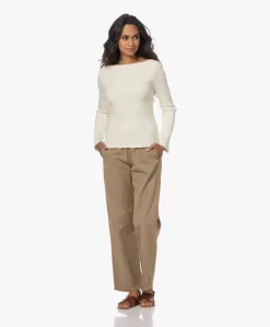 Xírena Shiloh Twill Broek - Dark Sand -Kleding Series Winkel 230614 276d1ff4 b9bc 4cf5 bbbc 42c3cf7bf245 scaled
