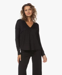 Rag & Bone The Knit Vee Fijn Gebreide V-Hals Trui - Zwart -Kleding Series Winkel 230620 532a3797 617c 4fce 892e 72b6671c7a55 scaled