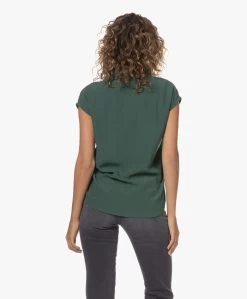 By-Bar Kiek Viscose Crêpe Mouwloze Blouse - Deep Green -Kleding Series Winkel 230620 5eea2ac2 7156 4ba7 b5d2 fdffd1ccedb2