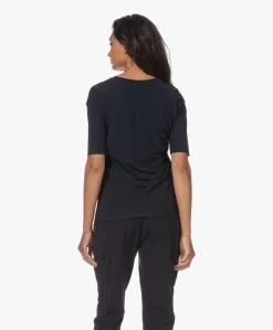 Japantky Lyo Travel Jersey V-Hals T-Shirt - Zwartblauw -Kleding Series Winkel 230622 0a9c82aa 2a50 4687 b6f0 3cafb1f3a0e4 scaled