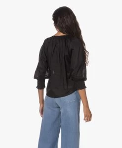 Rails Mariah Blouse Met Gesmokte Details - Zwart -Kleding Series Winkel 230622 124a2ecf e19e 4628 b2b9 384e253556cc