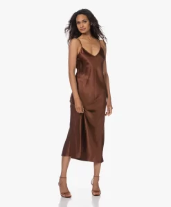 Joseph Clea Zijde-Satijnen Slip Dress - Mahogany -Kleding Series Winkel 230622 5ce1566a cc64 4342 bcdd d67869fc8984 scaled