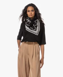 By Malene Birger Cornelis Wollen Print Sjaal - Zwart -Kleding Series Winkel 230622 66011462 ac06 4b03 bea3 4f426678f37c scaled