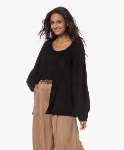 By Malene Birger Cinnum Wolmix Vest - Zwart -Kleding Series Winkel 230622 7dcc38c9 abad 40f8 b6fe 0b05f679ce48 scaled