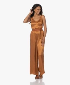 American Vintage Shaning Satijnen Seersucker Jumpsuit - Cinnamon -Kleding Series Winkel 230622 dc948a1e e7fb 4011 ab7a bbba69db78bb